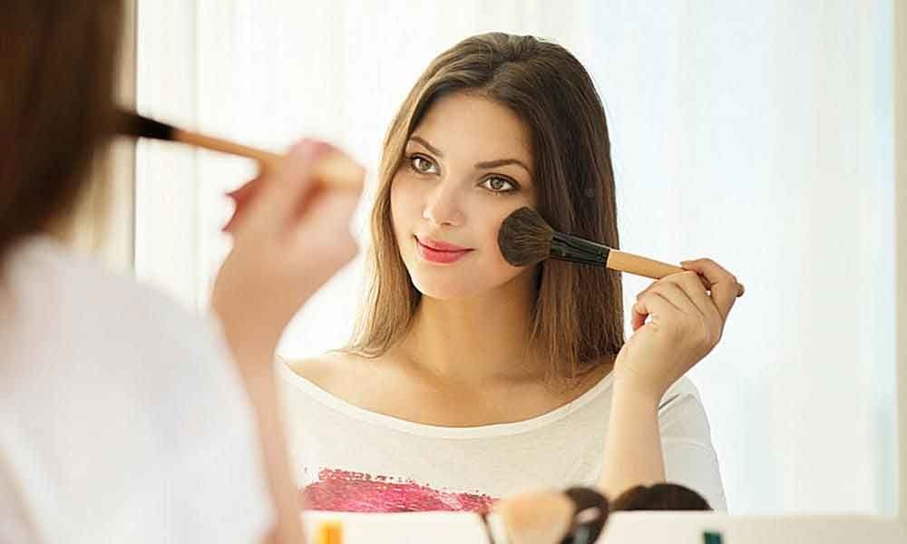 Makeup for Beginners: Essential Products and How to Use Them